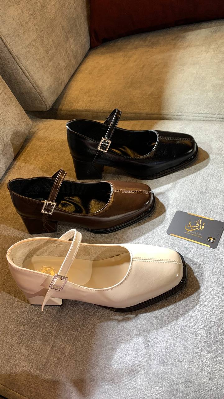 Chaussure Classique Femme – Élégance au Quotidien