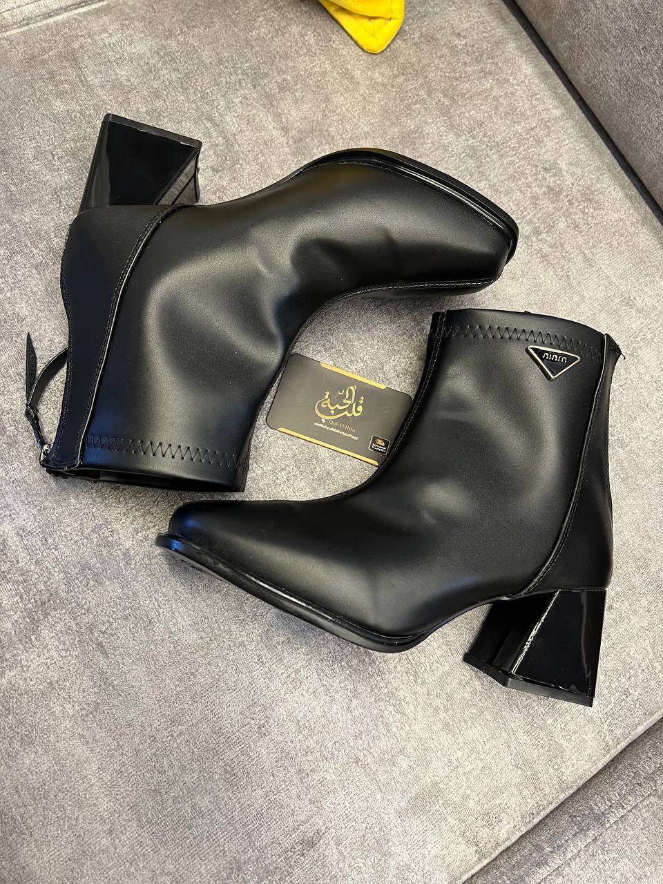 Boutte Classique avec un talon stable- Finition Premium