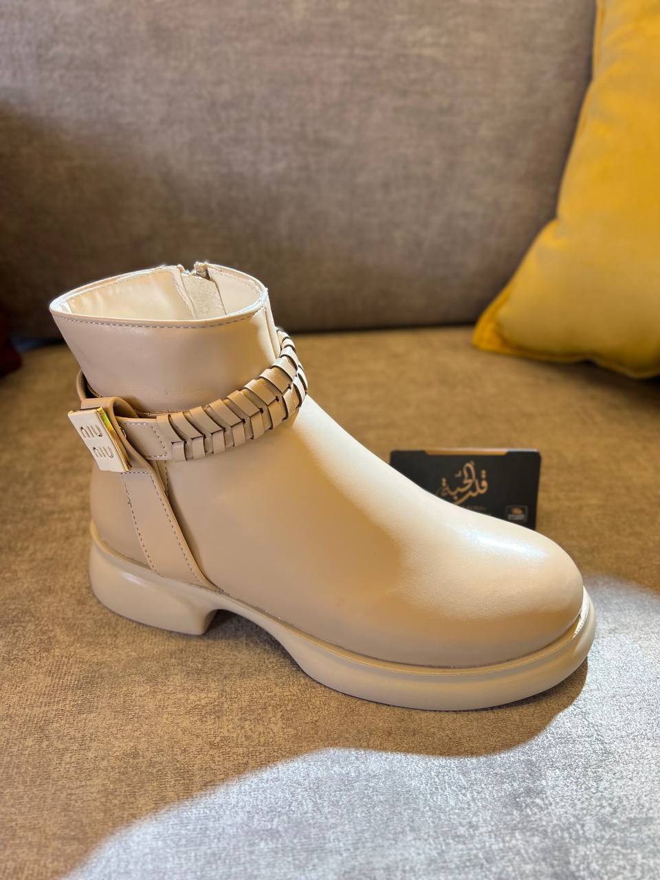 Boutte MIUMIU Simple et chic