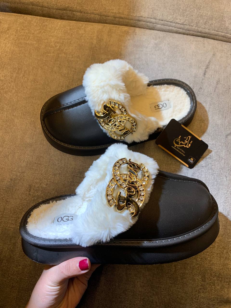 PANTOUFLES DE HAUTE QUALITé