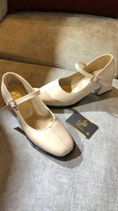 Chaussure Classique Femme – Élégance au Quotidien