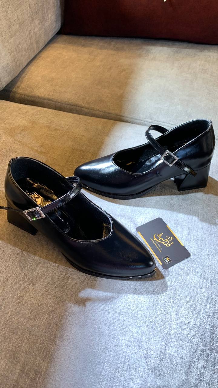 Chaussure Classique Mate _ Tendance